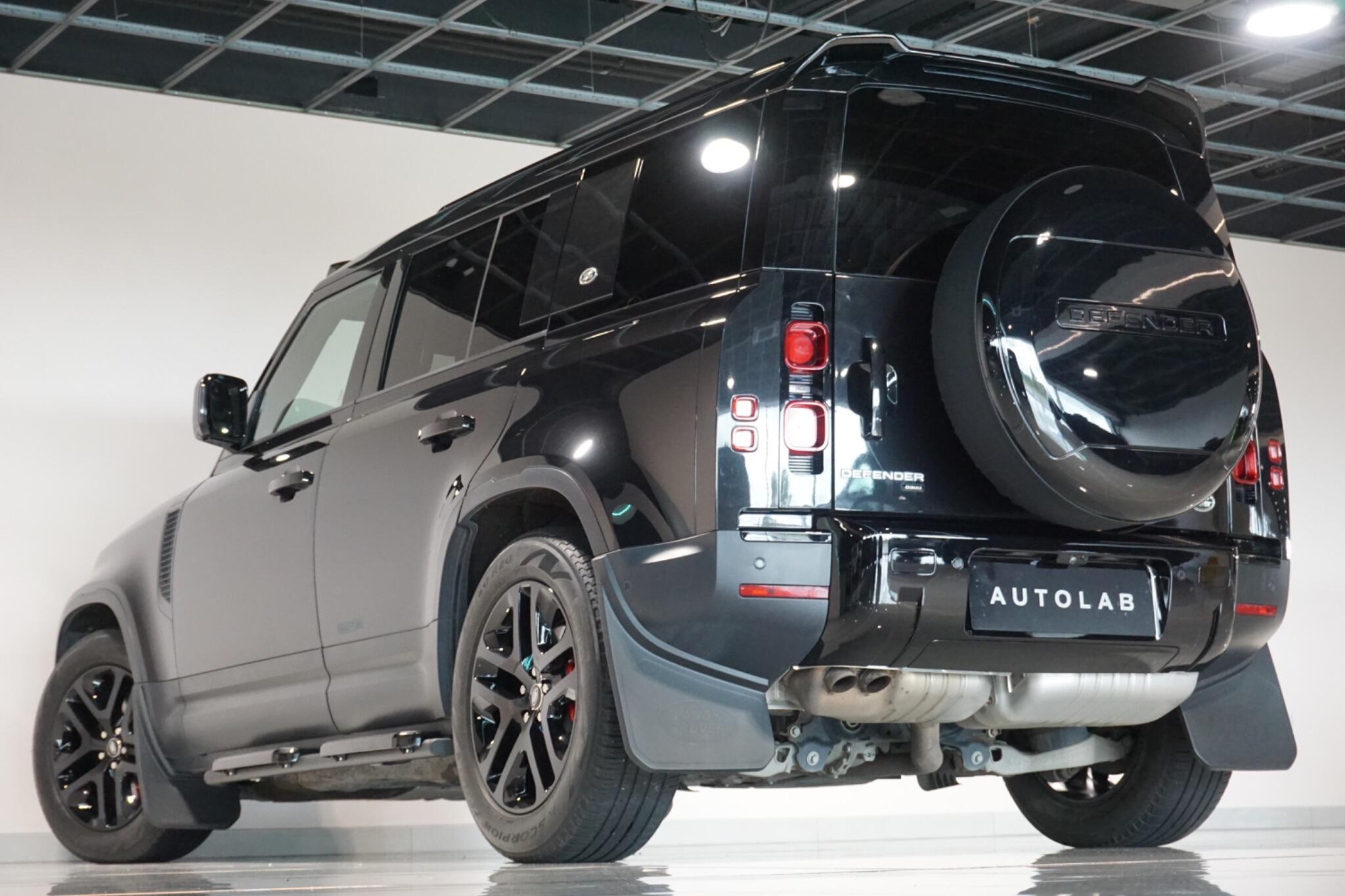 Land Rover Defender 110 3.0 D300 MHEV HSE SUV 5dr Diesel Auto 4WD Euro 6 (s/s) (300 ps)